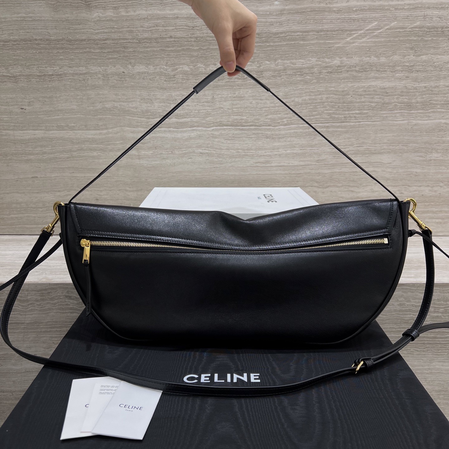 Сумка женская в стиле Celine Soft Triomphe Halfmoon чёрного цвета
