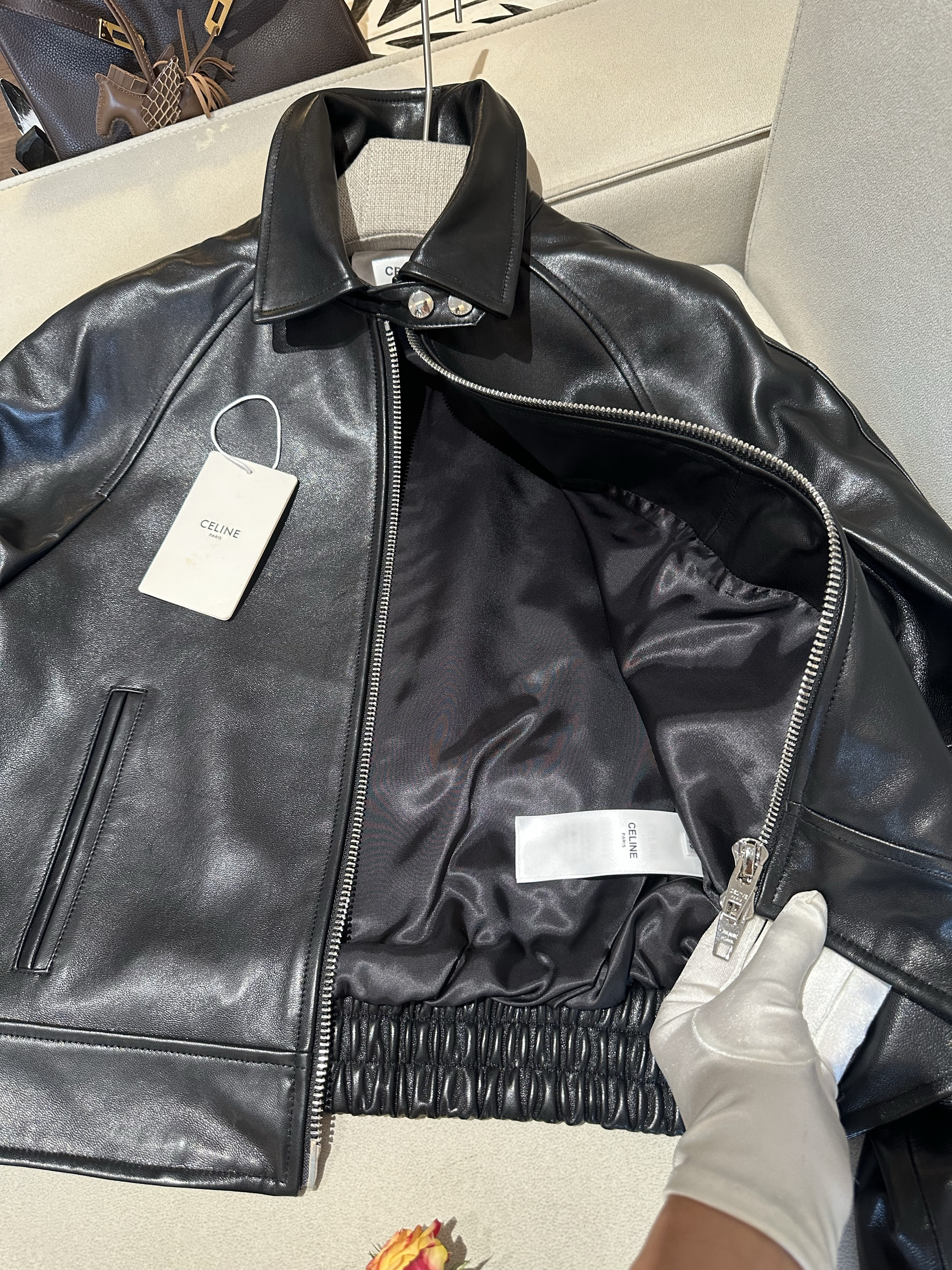 Куртка женская укороченная Celine чёрного цвета с отложным воротником