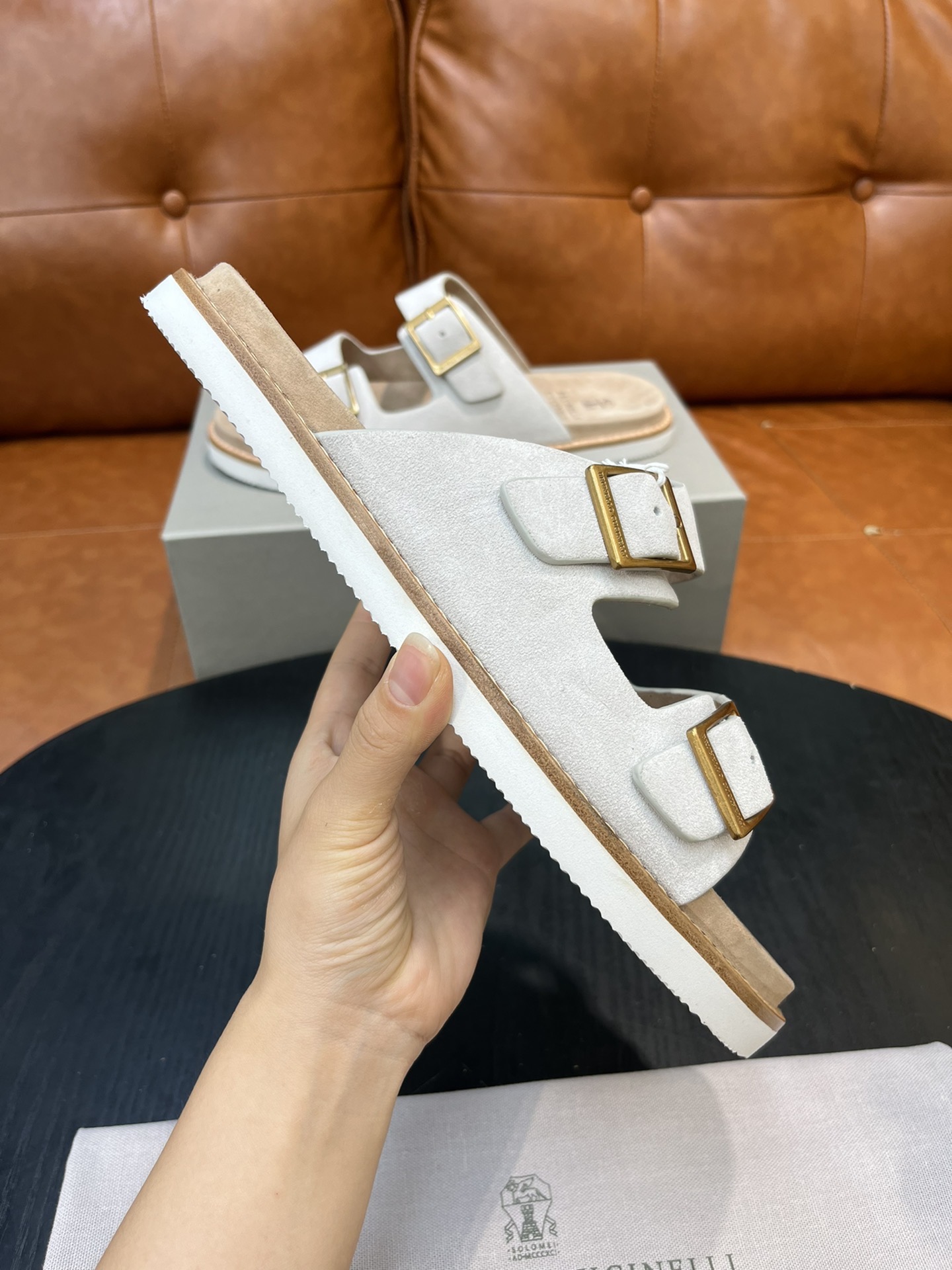 Сандалии мужские в стиле Brunello Cucinelli светло-бежевого цвета