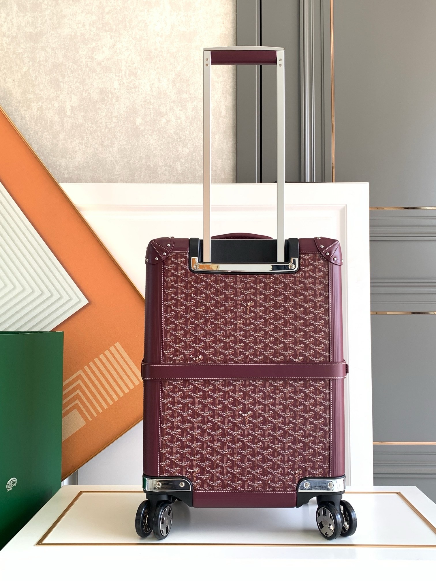 Чемодан Goyard Bourget PM бордового цвета