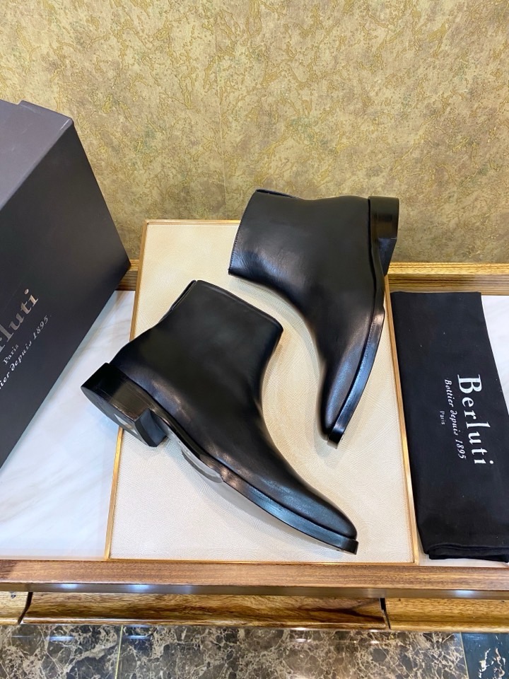 Ботинки мужские Berluti из натуральной кожи чёрного цвета