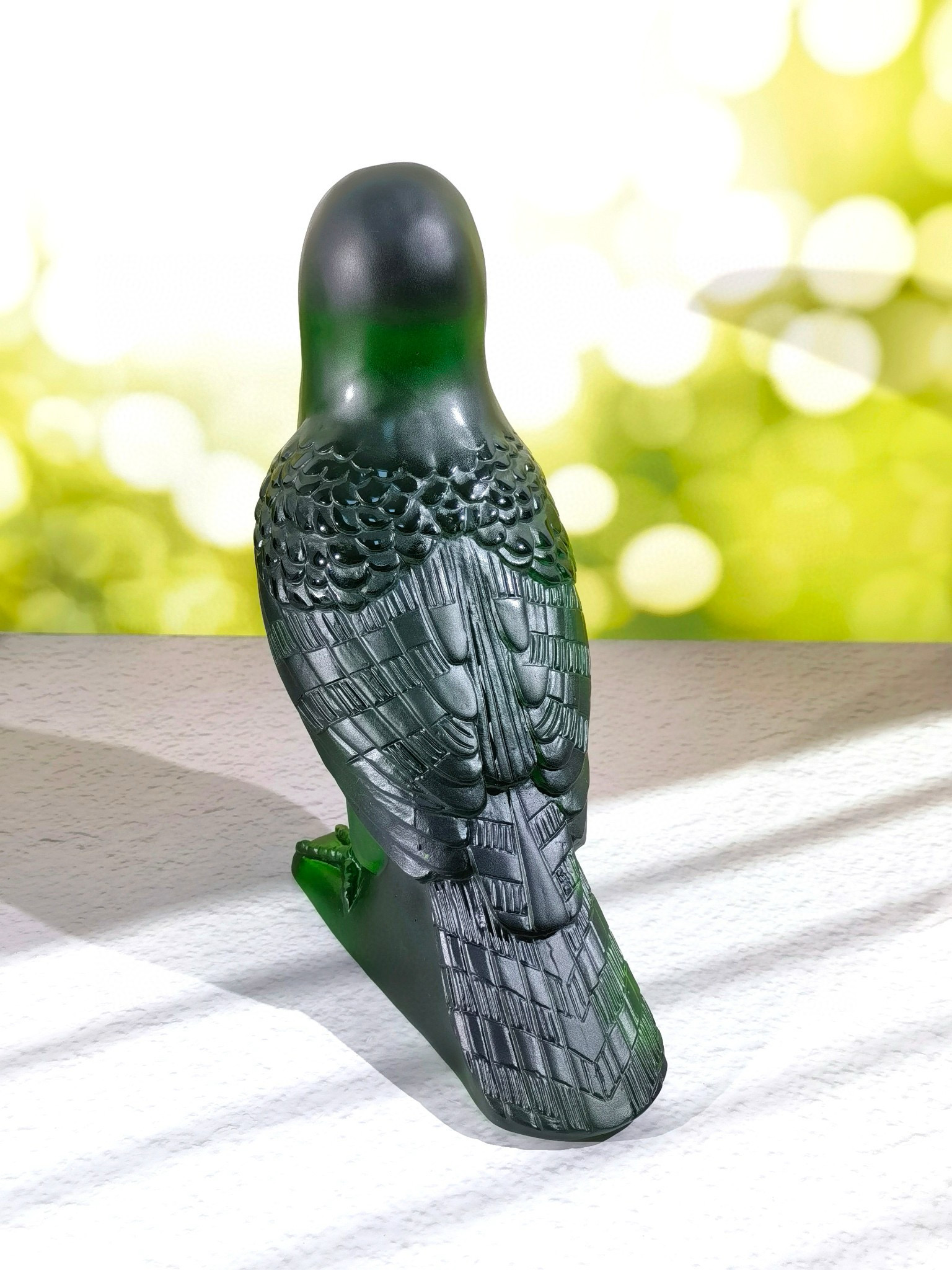 Скульптура в стиле Lalique «Toucan / Big Mouth», зелёная