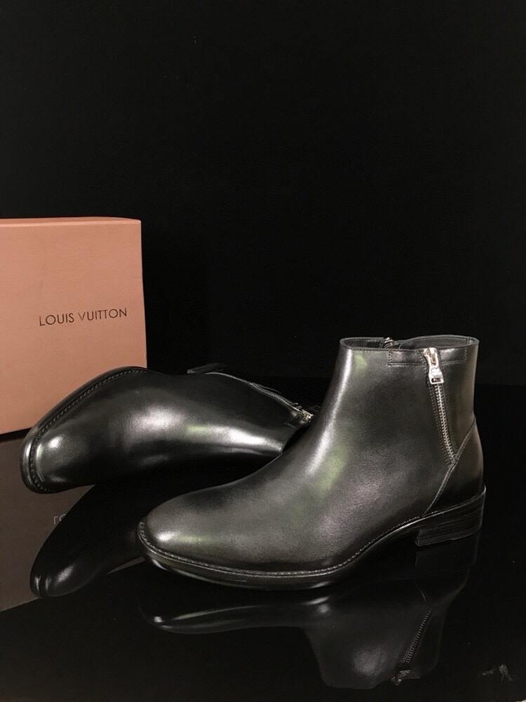 Ботинки мужские Louis Vuitton чёрного цвета