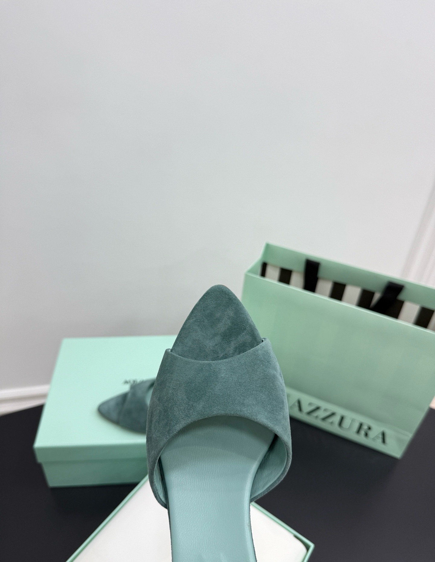 Мюли женские Aquazzura мятного цвета