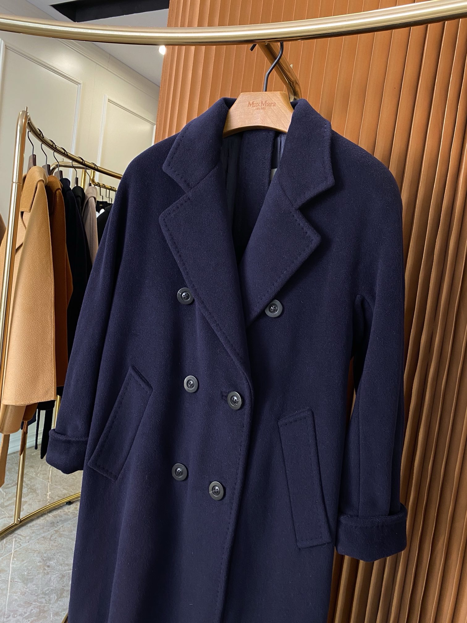 Пальто женское в стиле Max Mara Anne-Marie Beretta тёмно-синего цвета