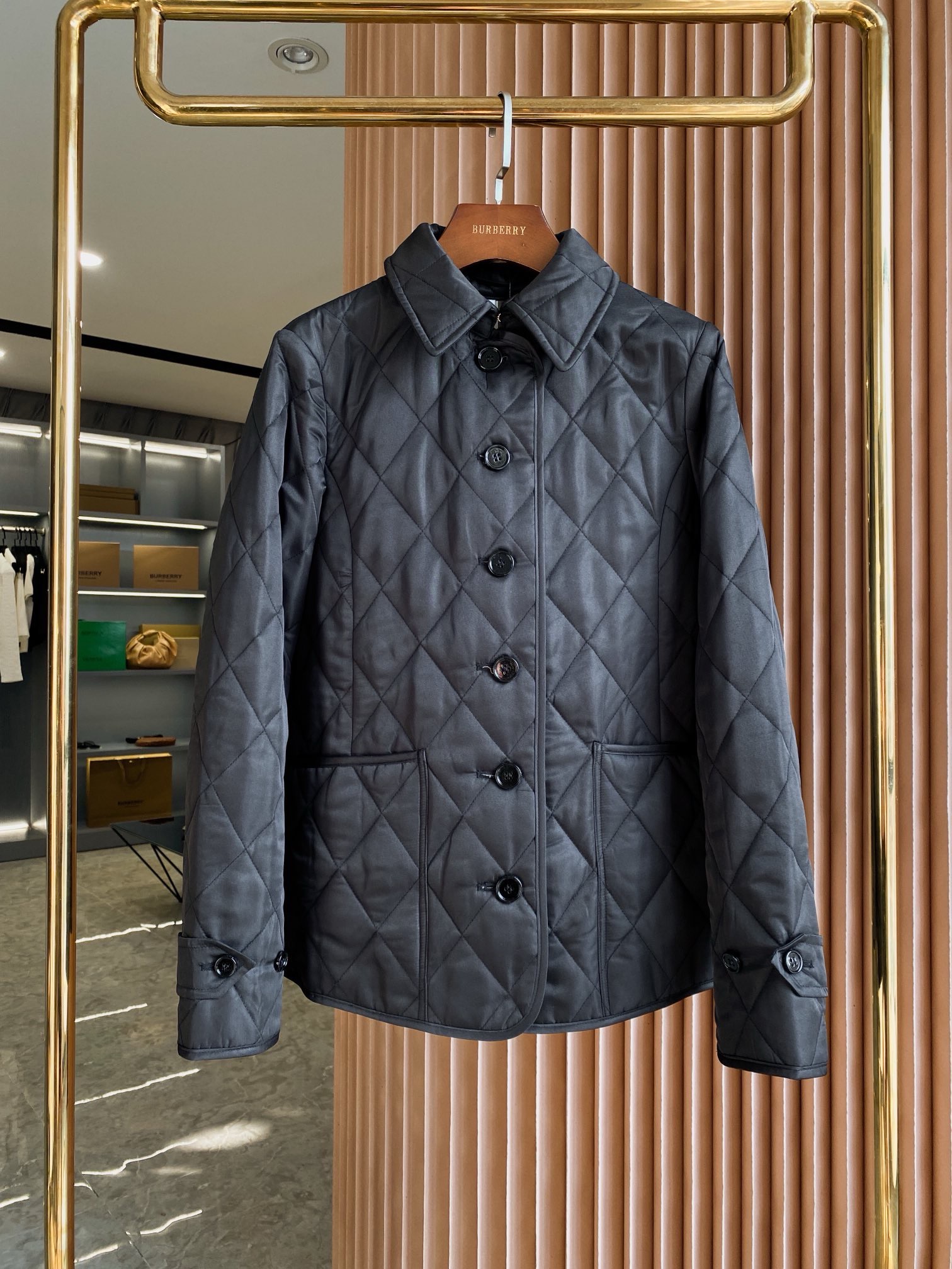 Куртка женская в стиле Burberry тёмно-синего цвета