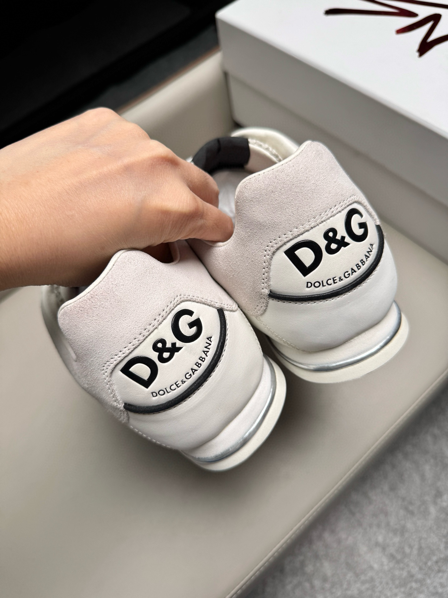 Кроссовки мужские в стиле Dolce & Gabbana белого цвета