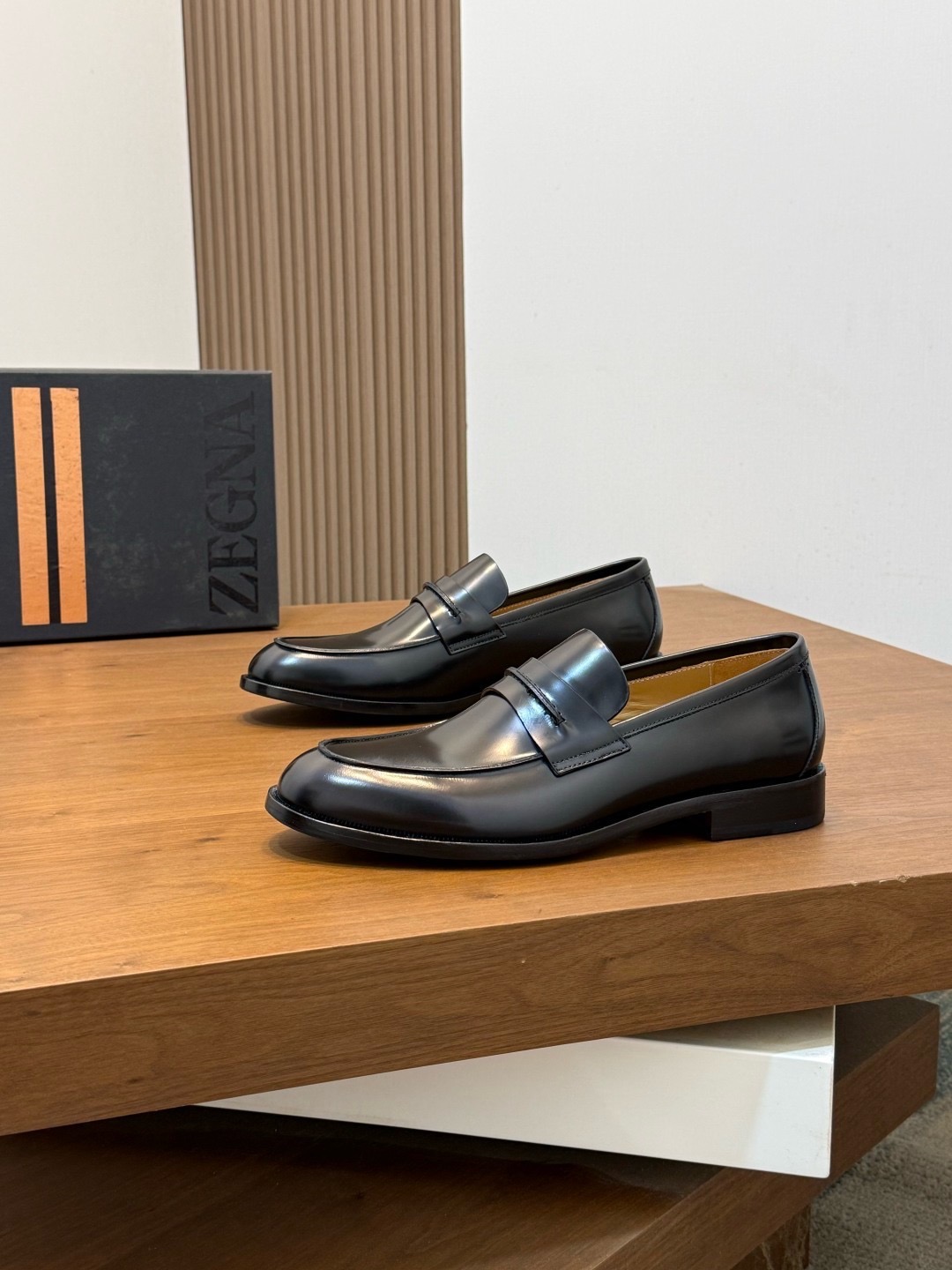 Лоферы мужские Zegna Lace черного цвета