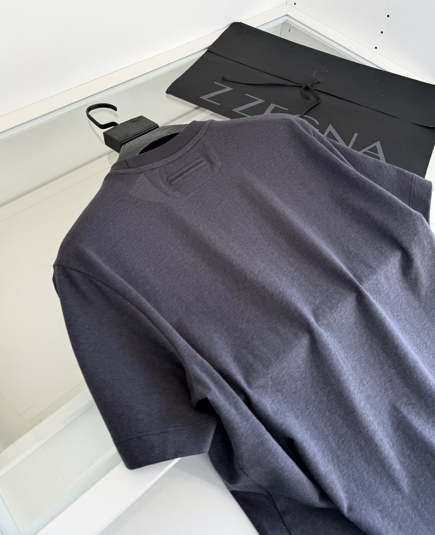 Футболка мужская в стиле Zegna тёмно-серого цвета базовая