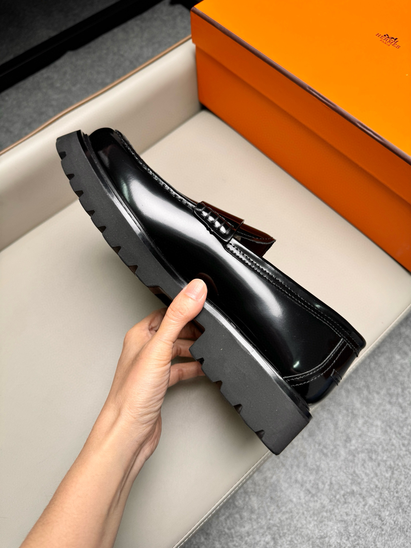 Лоферы мужские Hermes чёрного цвета