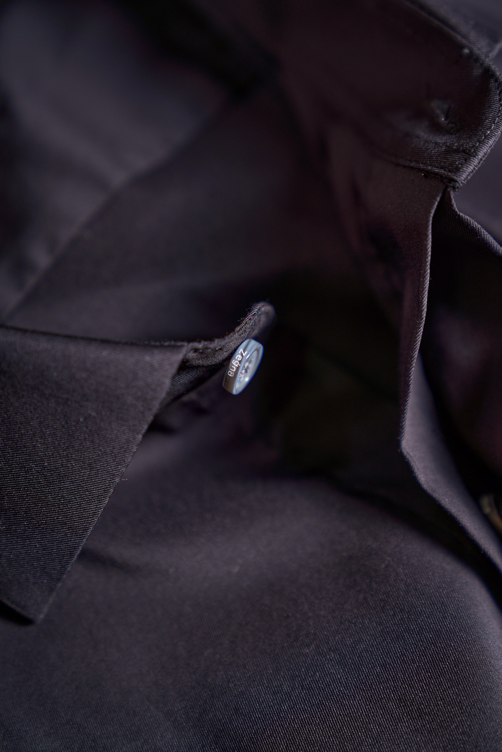 Рубашка мужская в стиле Zegna черного цвета с запонками