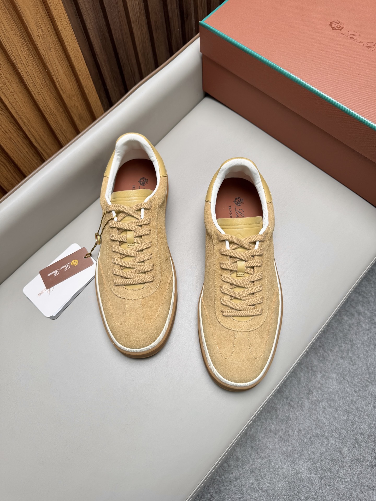 Кроссовки мужские в стиле Loro Piana светло-коричневого цвета