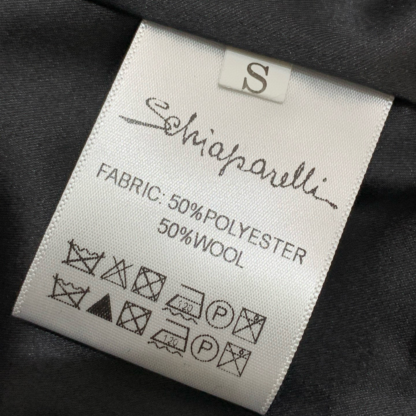 Пальто укороченное женское в стиле Schiaparelli  из шерсти с золотыми пуговицами чёрного цвета