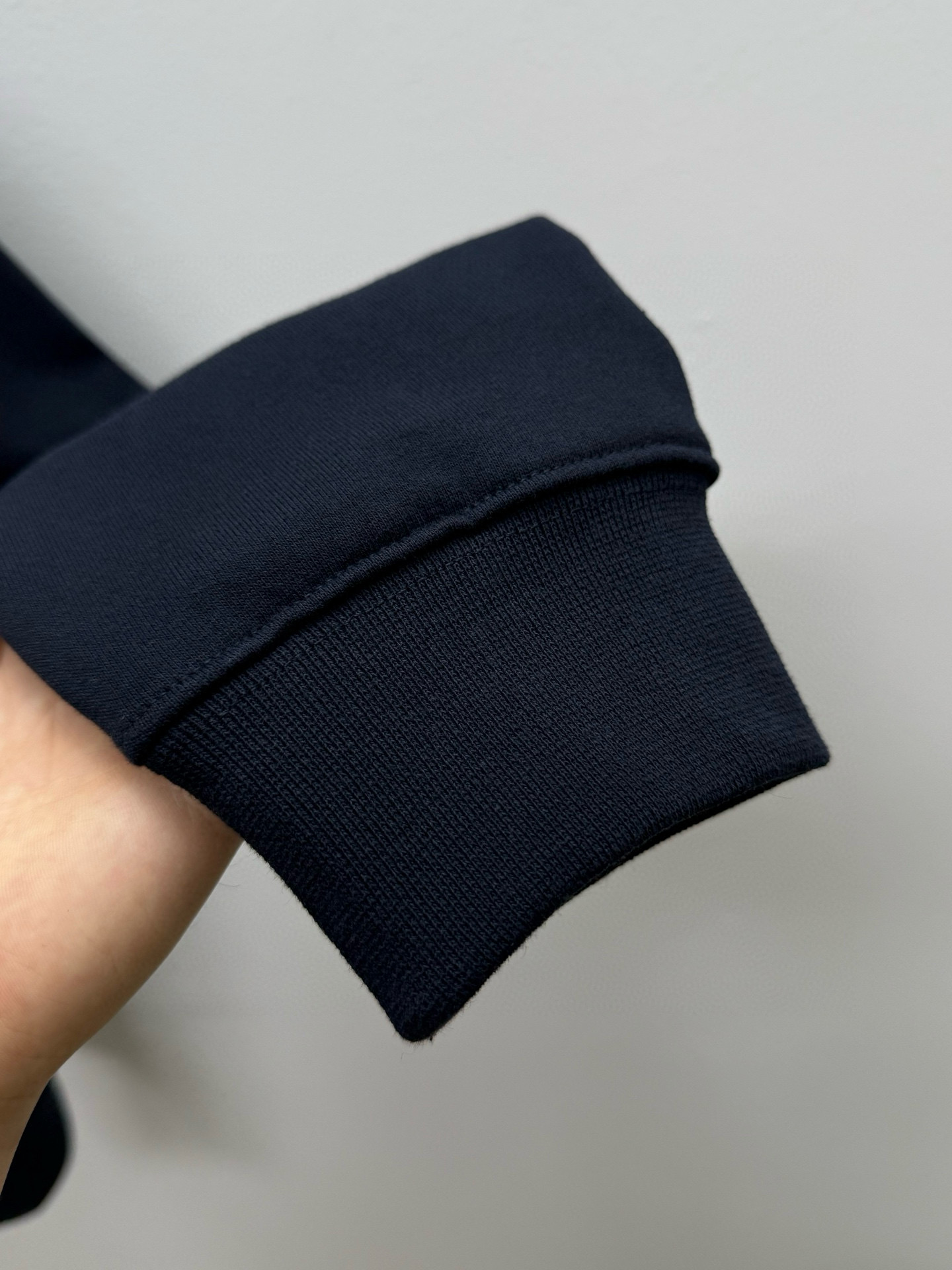 Худи мужское в стиле Fendi FD из махрового хлопка тёмно-синего цвета