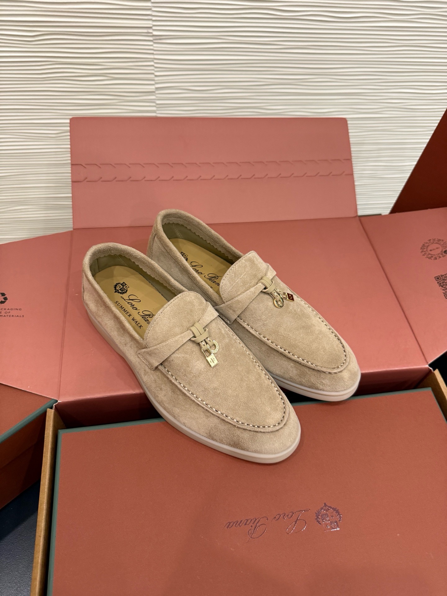 Лоферы Loro Piana Summer Charms Walk бежевого цвета