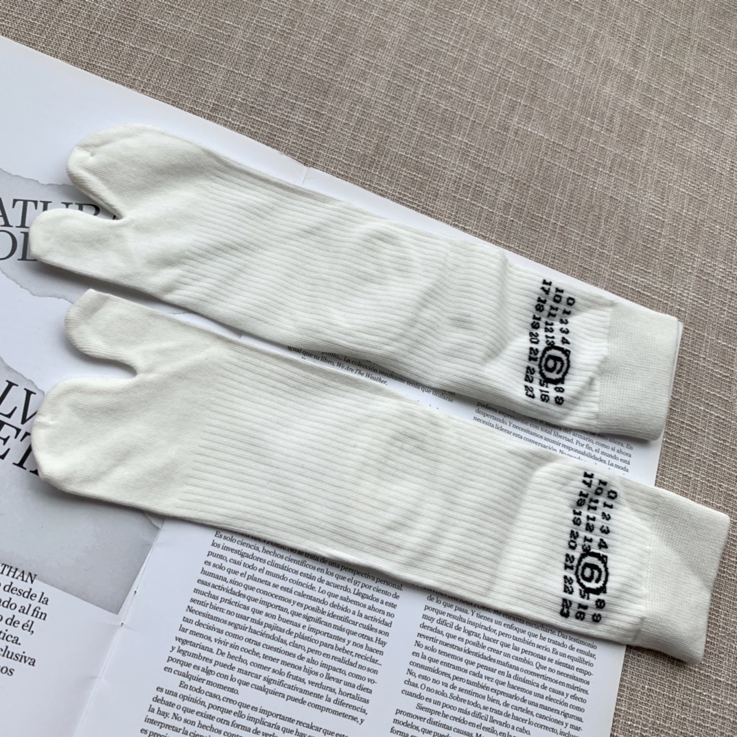 Носки женские в стиле Maison Margiela MM6 таби хлопковые (набор 6 пар)