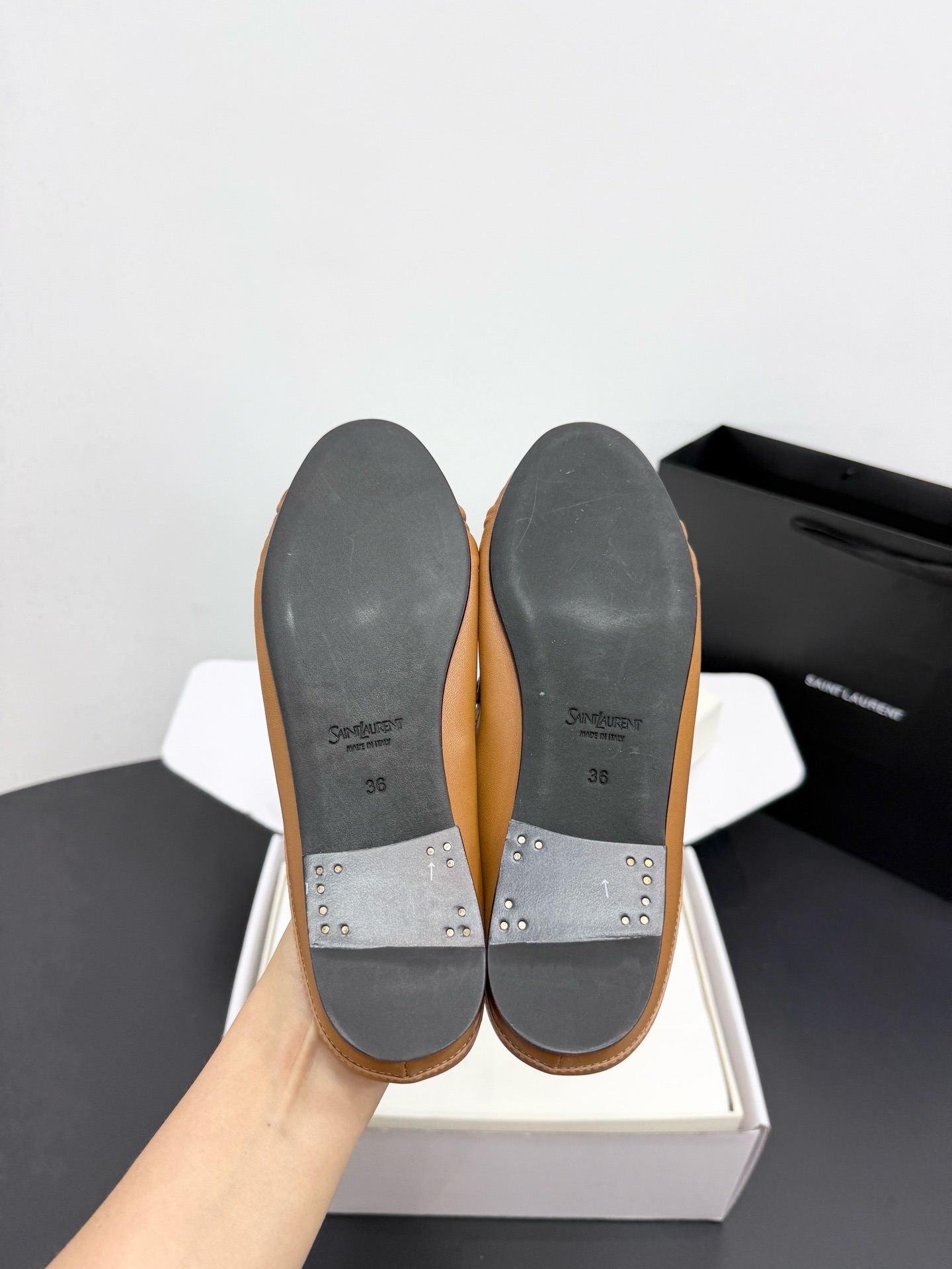 Мюли-лоферы женские в стиле Saint Laurent Le Loafer карамельного цвета