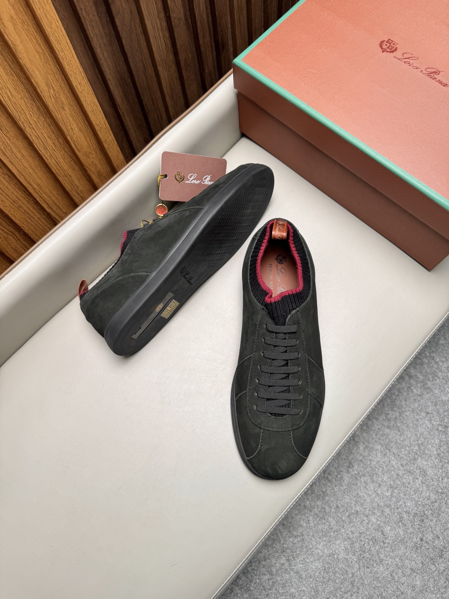 Кроссовки мужские в стиле Loro Piana Soho Walk черного цвета