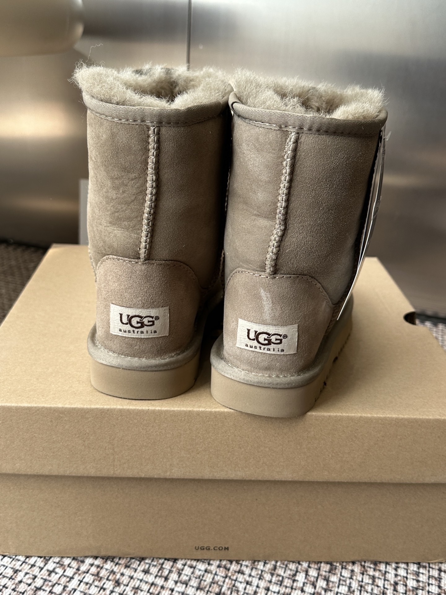 Угги женские UGG x Chrome Hearts Classic Short II бежевого цвета