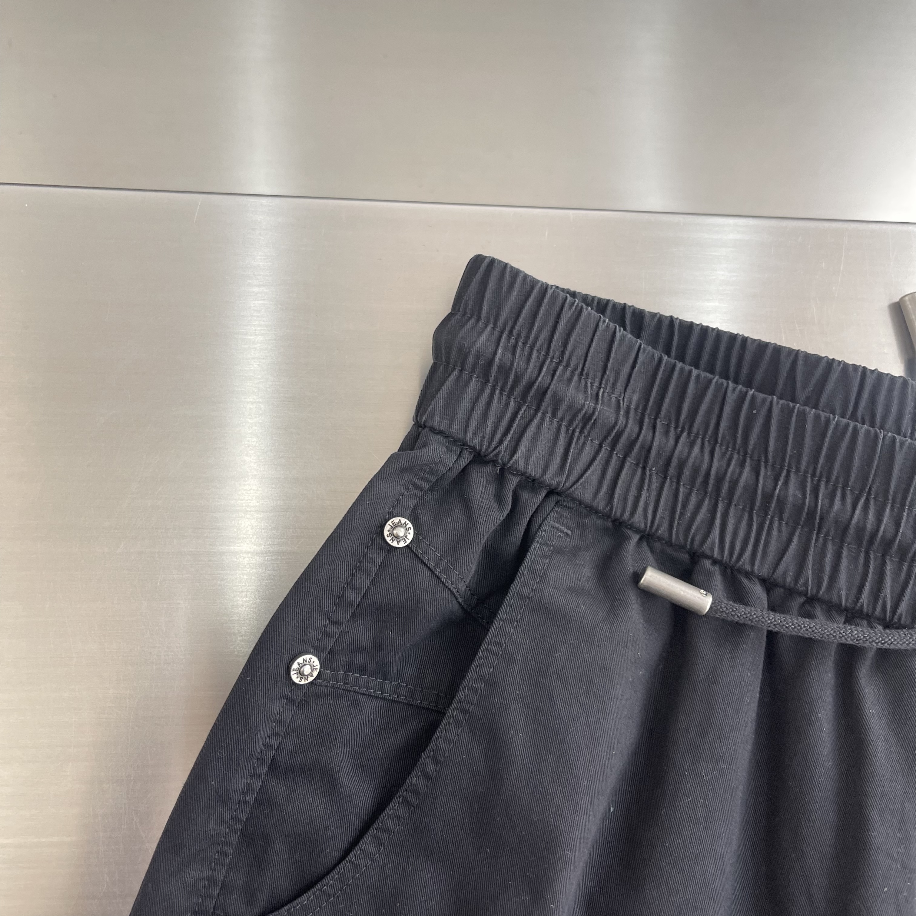 Брюки мужские в стиле Dior из хлопка чёрного цвета карго с эластичным поясом