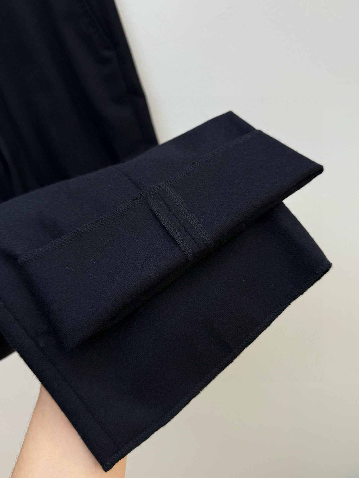 Брюки мужские в стиле Brioni Zz Trofeo из мериносовой шерсти тёмно-синего цвета