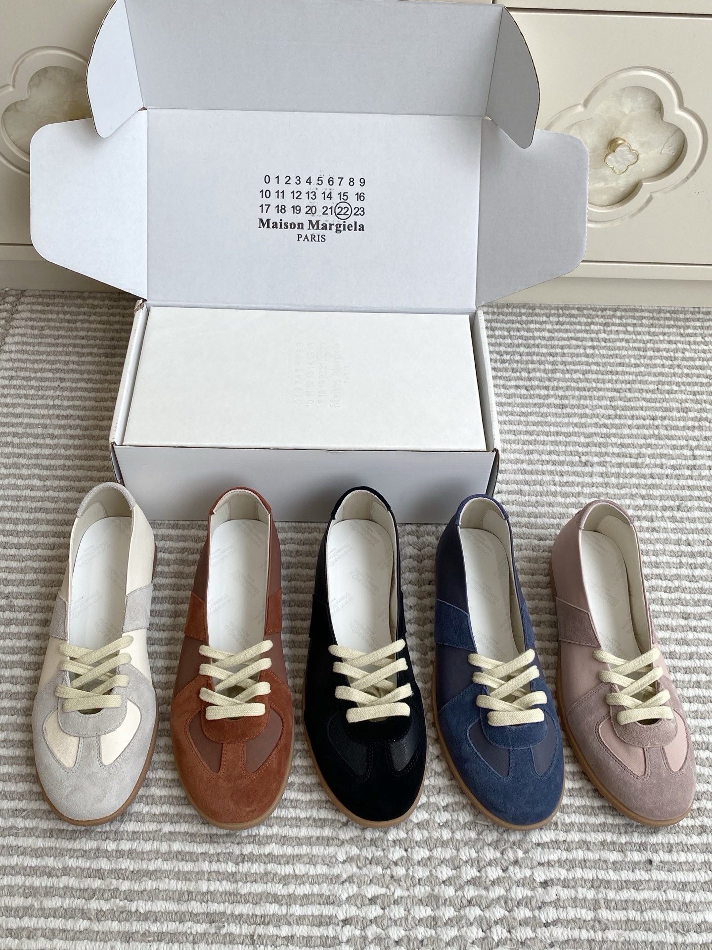 Кроссовки-балетки женские MM6 Maison Margiela розового цвета