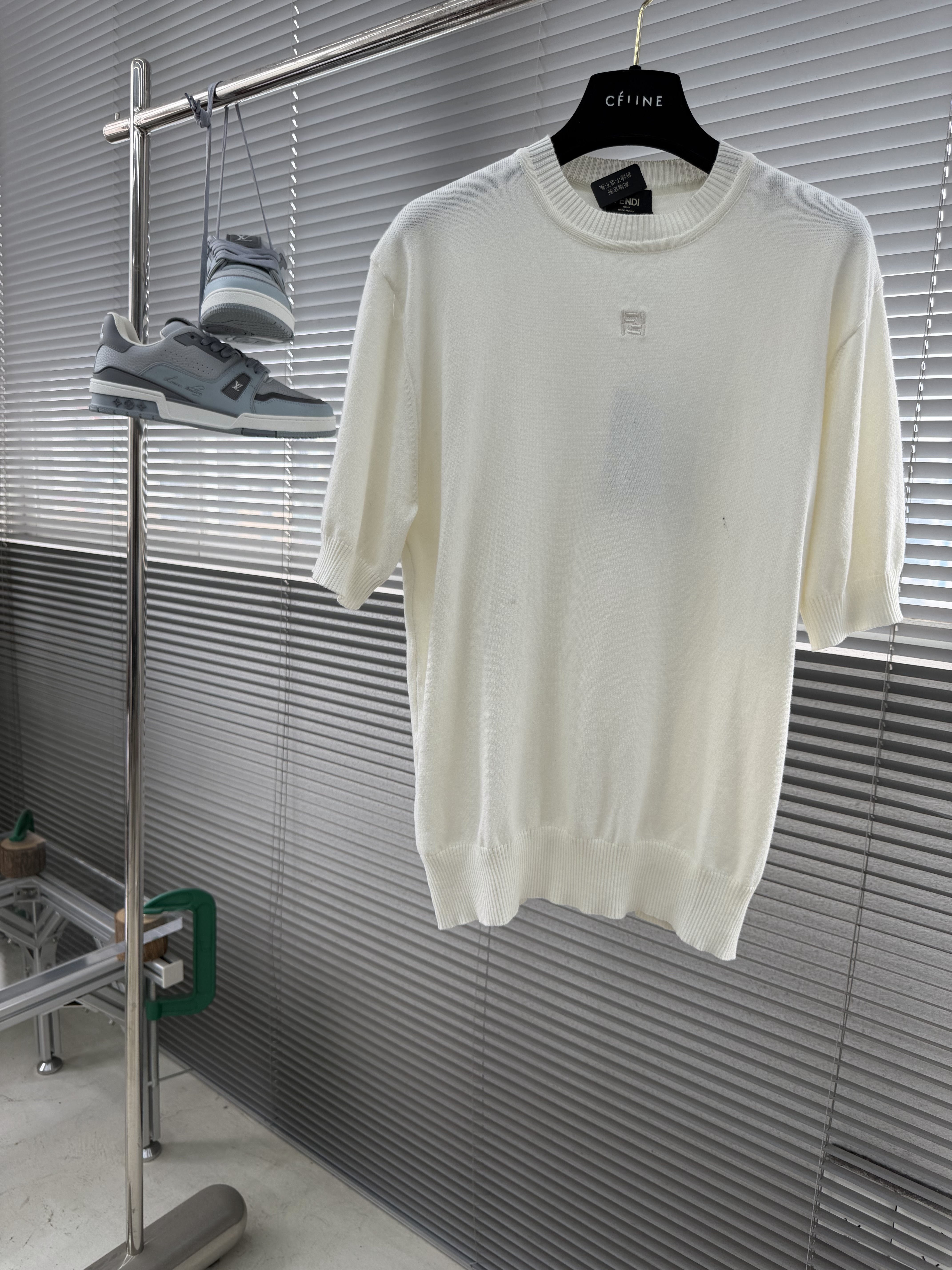 Футболка мужская в стиле Fendi с вышивкой логотипа