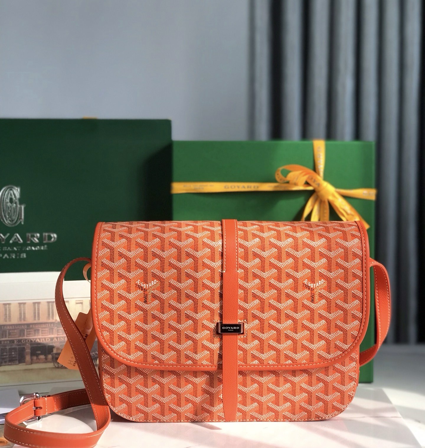 Сумка женская Goyard Belvédère II оранжевого цвета