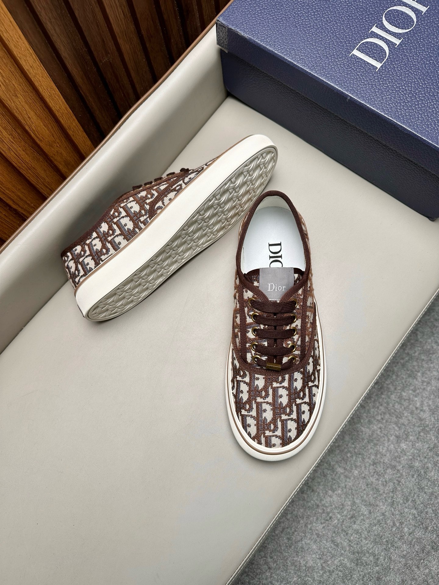 Кеды мужские Dior B23 League коричнево-белого цвета