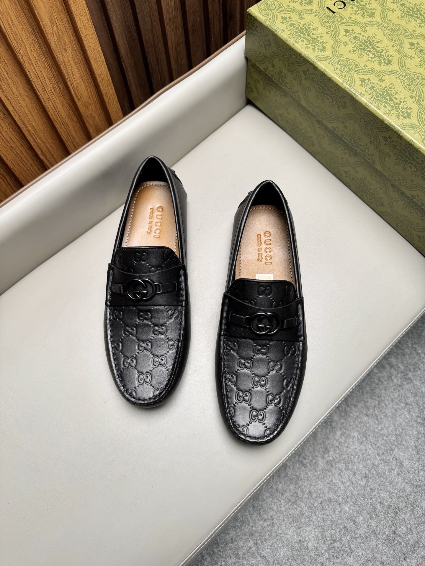 Мокасины мужские в стиле Gucci Driver черного цвета