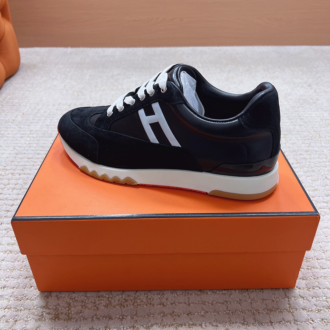 Кроссовки Hermes Trail чёрного цвета