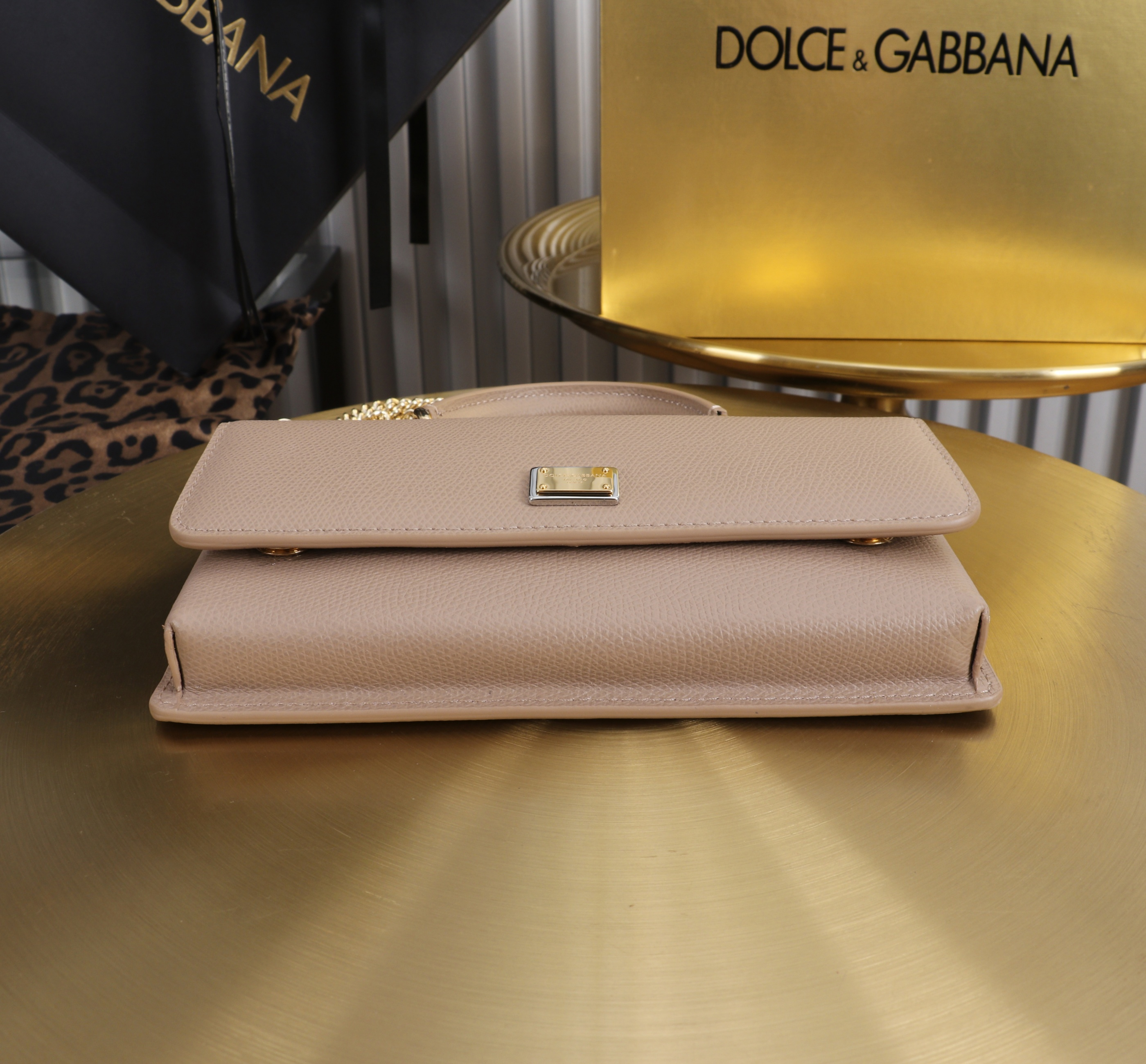 Сумка женская в стиле Dolce & Gabbana бежевого цвета