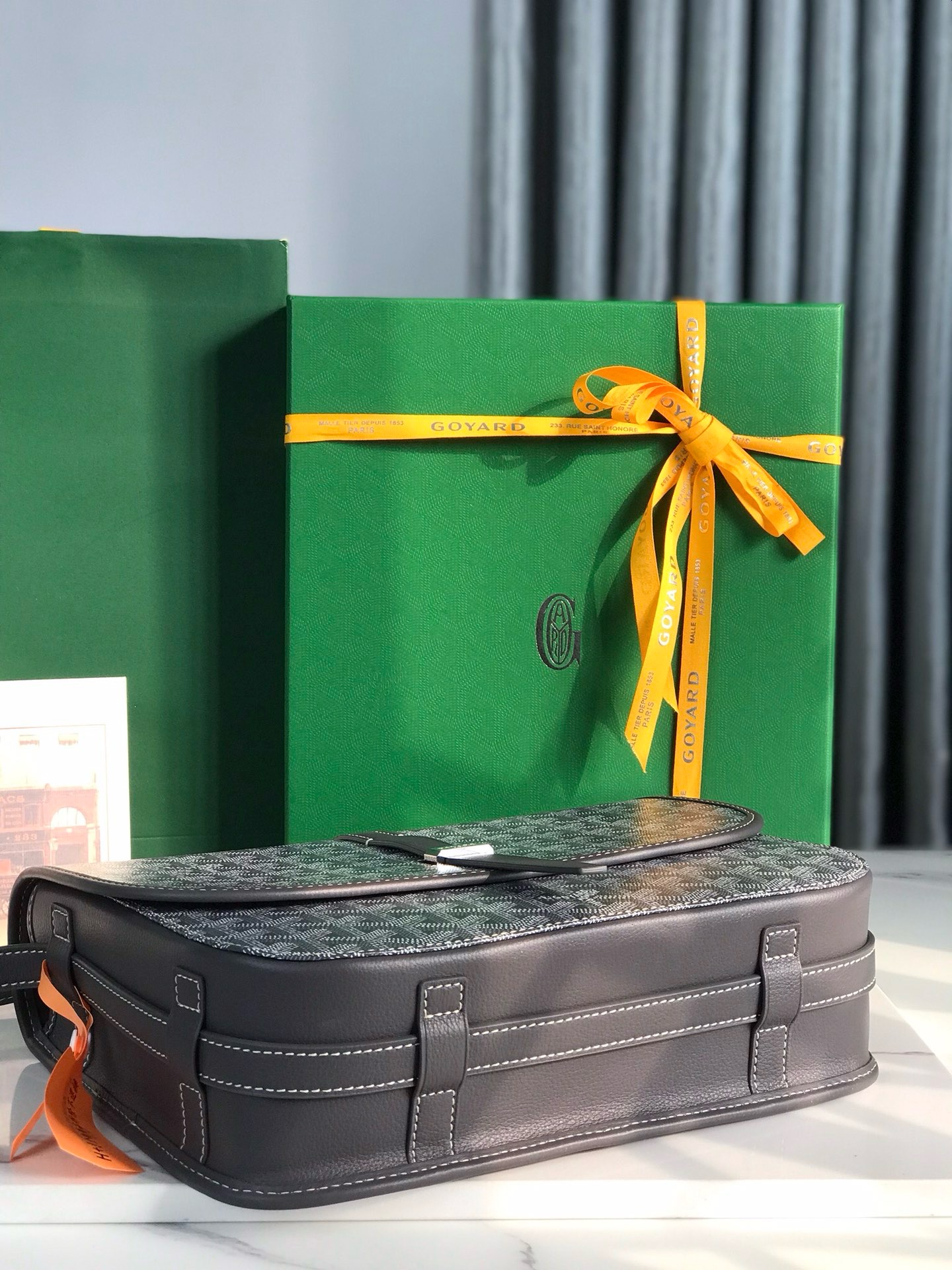 Сумка женская Goyard Belvédère II серого цвета