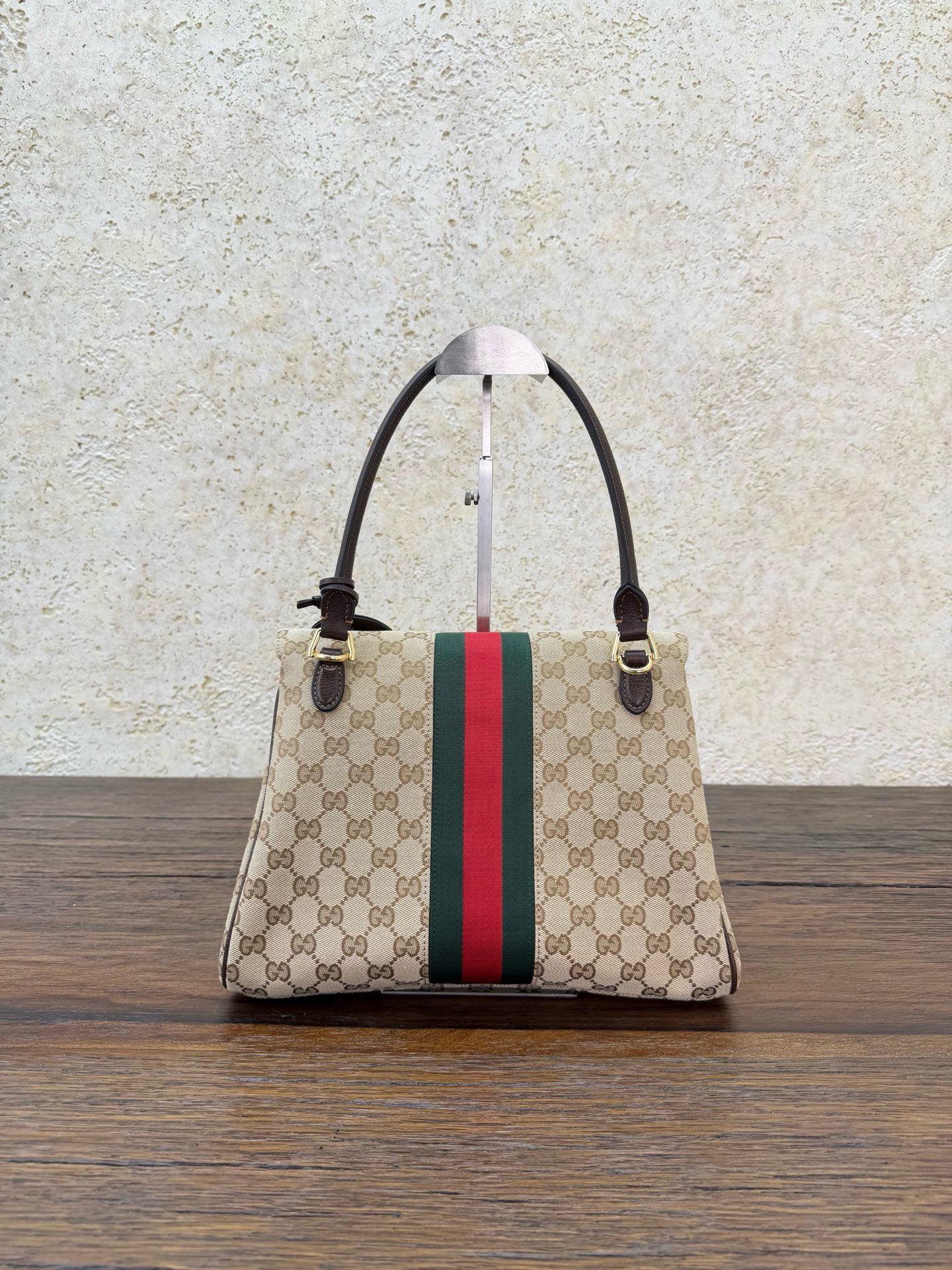 Сумка женская Gucci Paparazzo коричневого цвета