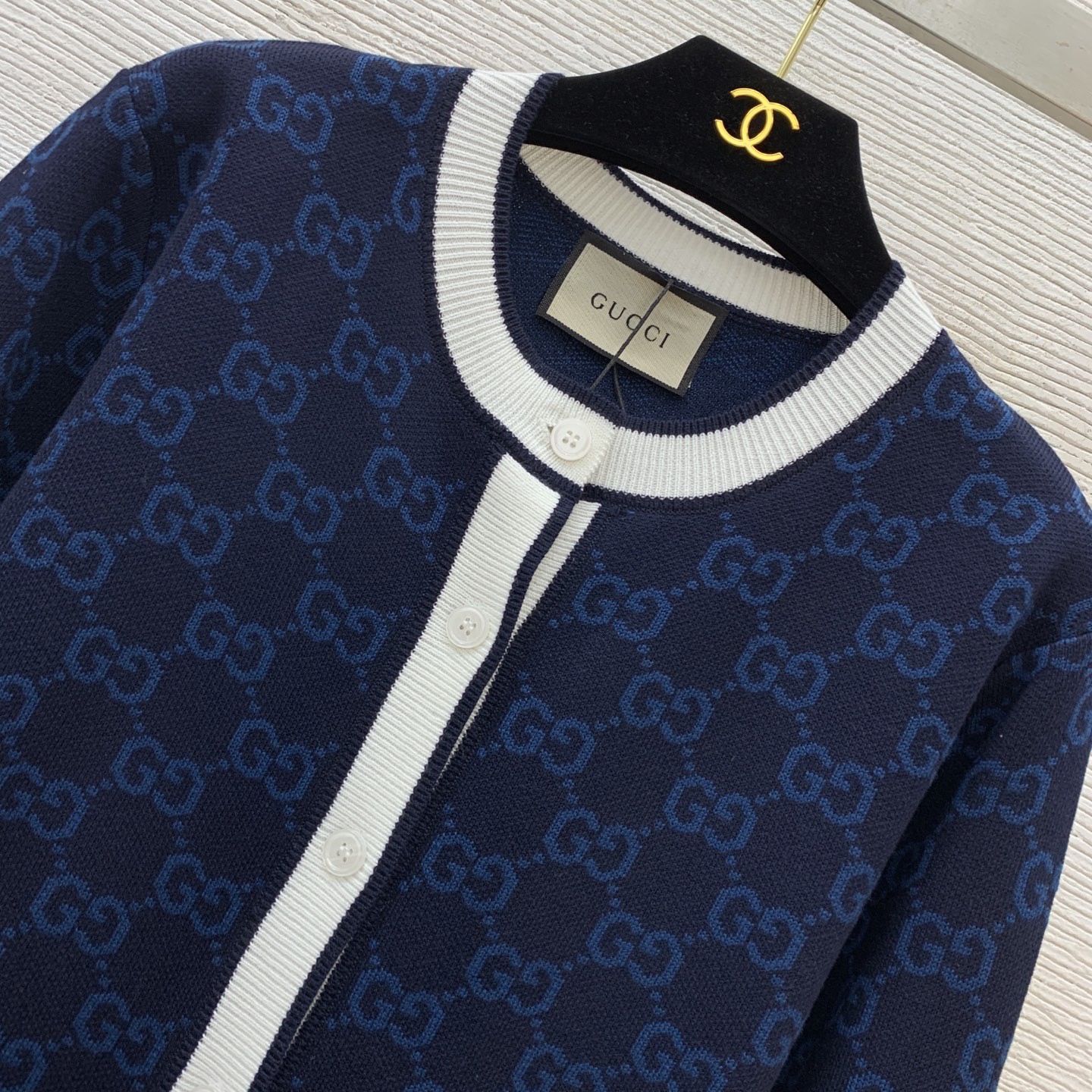 Кардиган женский в стиле Gucci с монограммой GG и контрастной отделкой