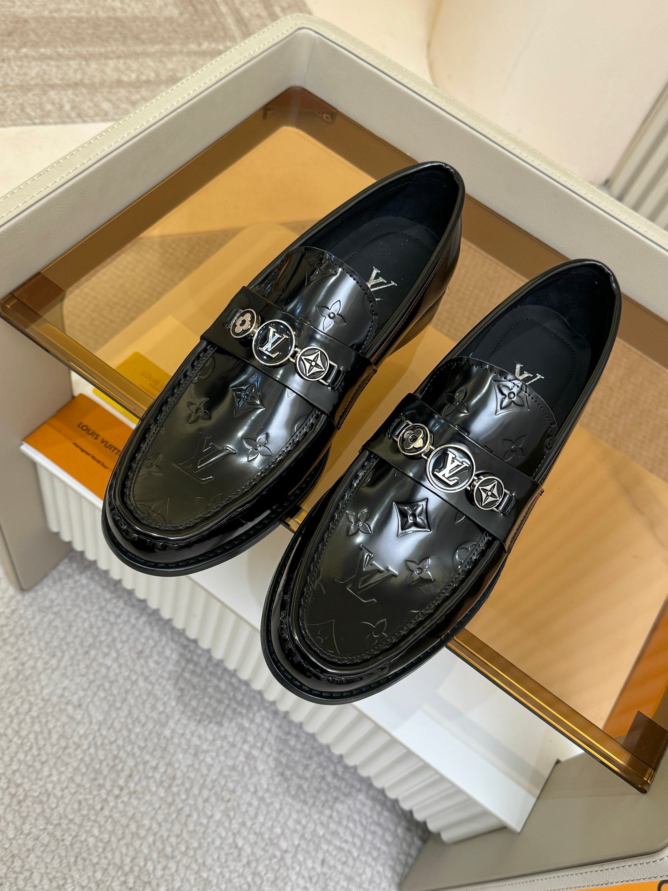 Лоферы мужские Louis Vuitton LV Initials чёрного цвета