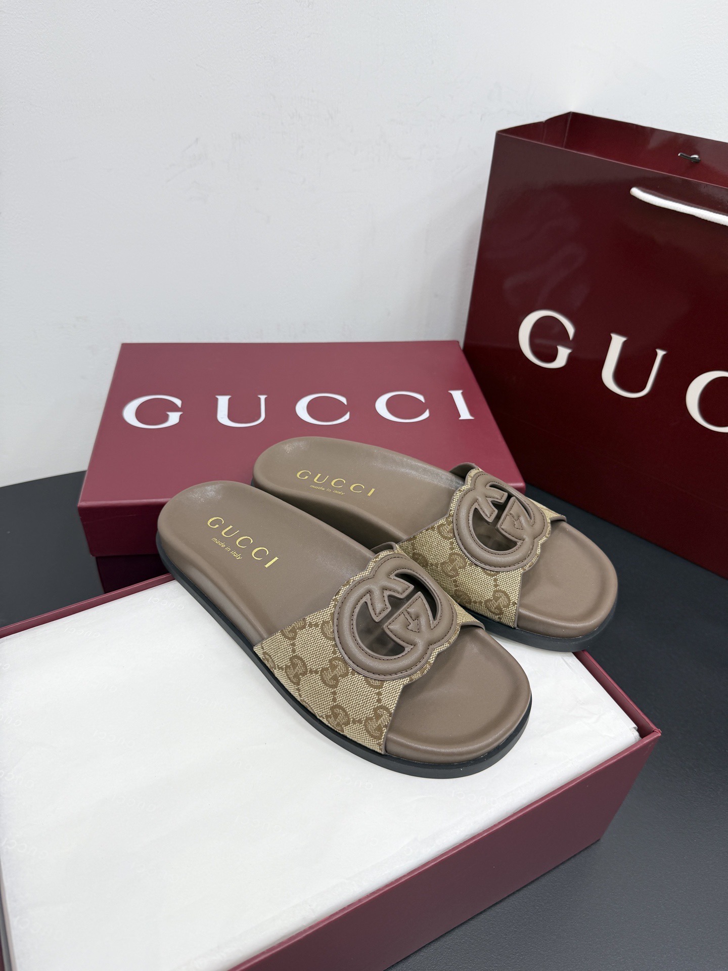 Мюли женские в стиле Gucci GG бежево-коричневого цвета