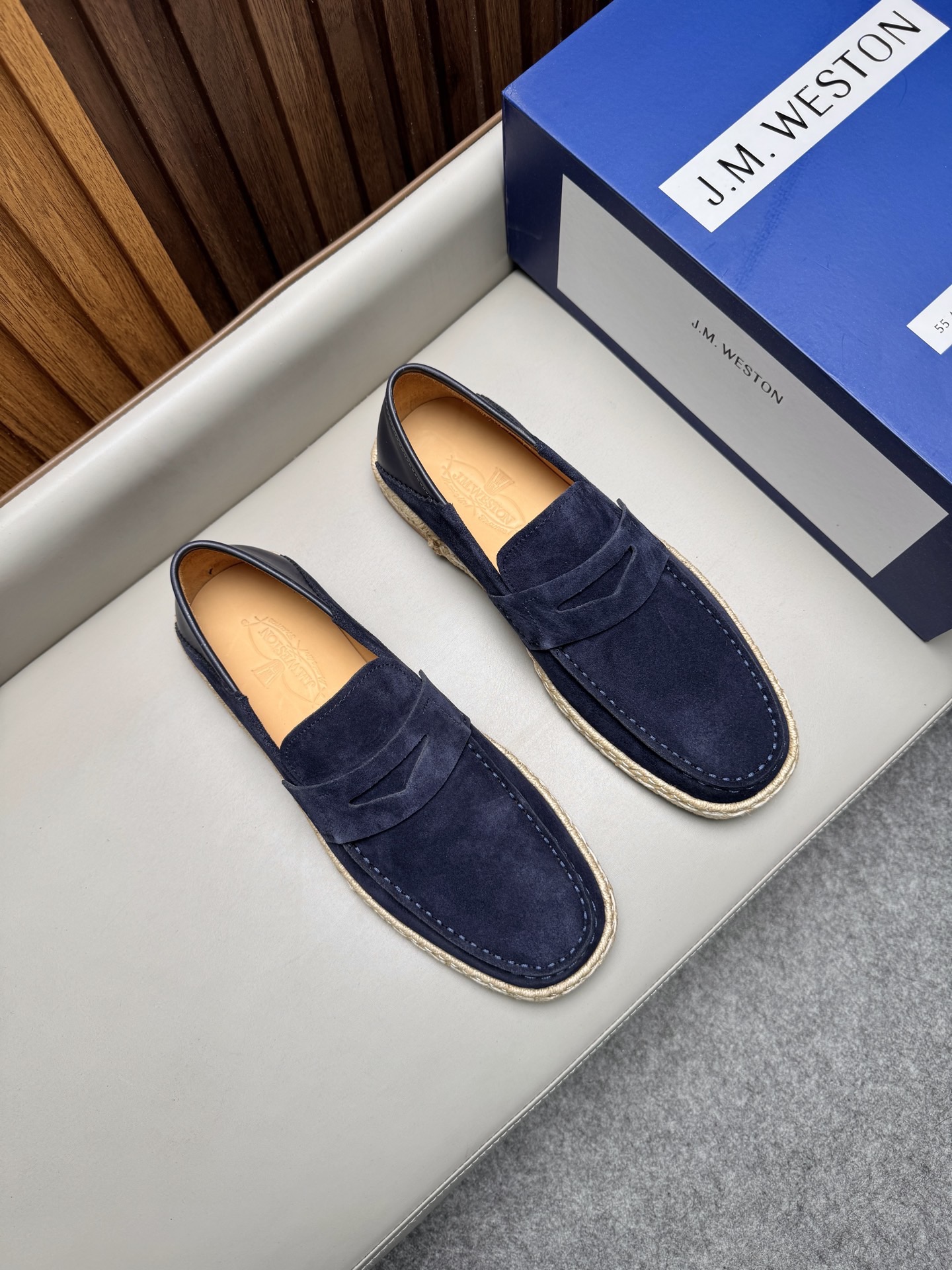 Лоферы мужские в стиле J.M. Weston синего цвета