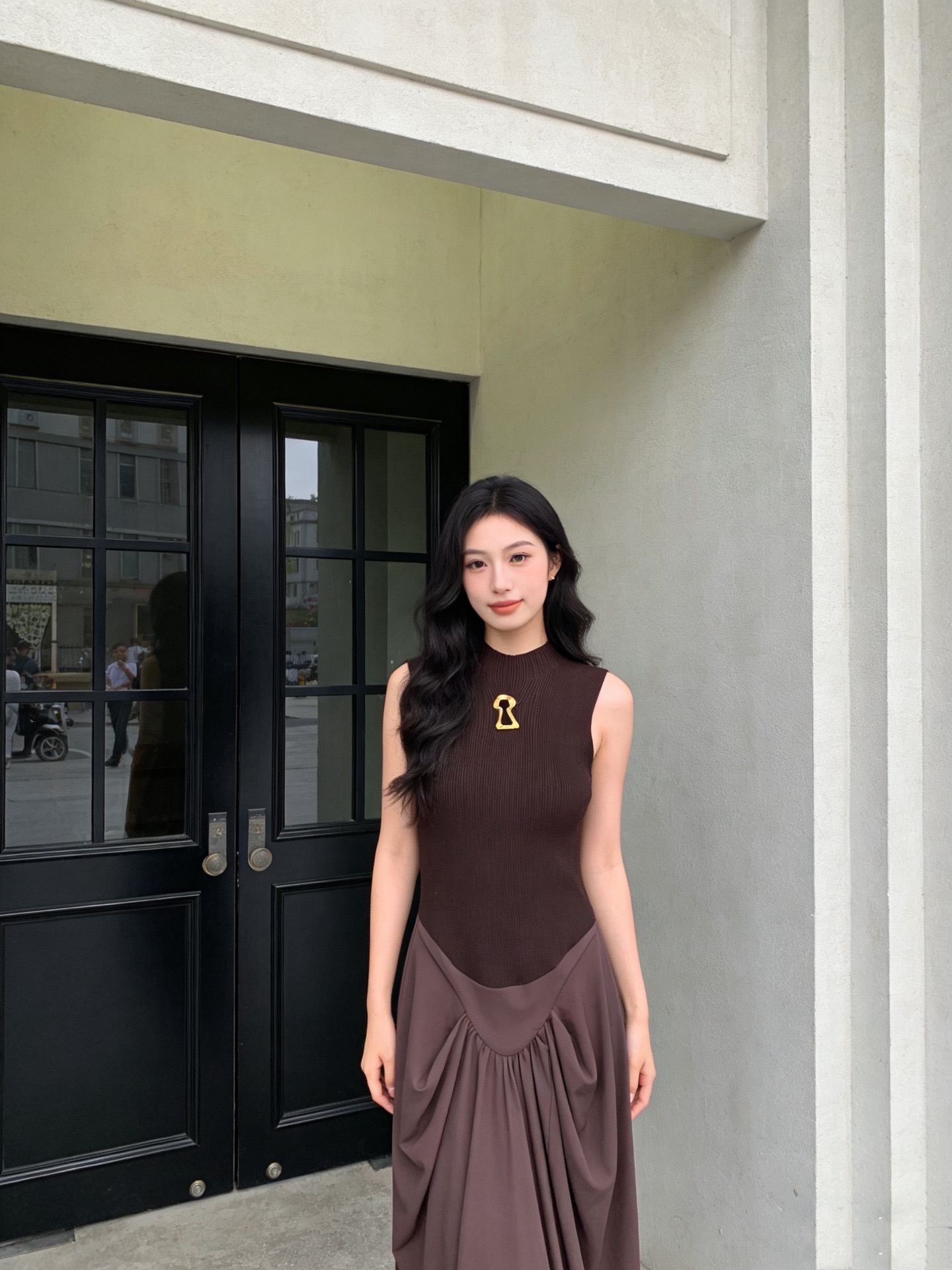 Платье женское в стиле Schiaparelli длинное комбинированное с декоративным элементом