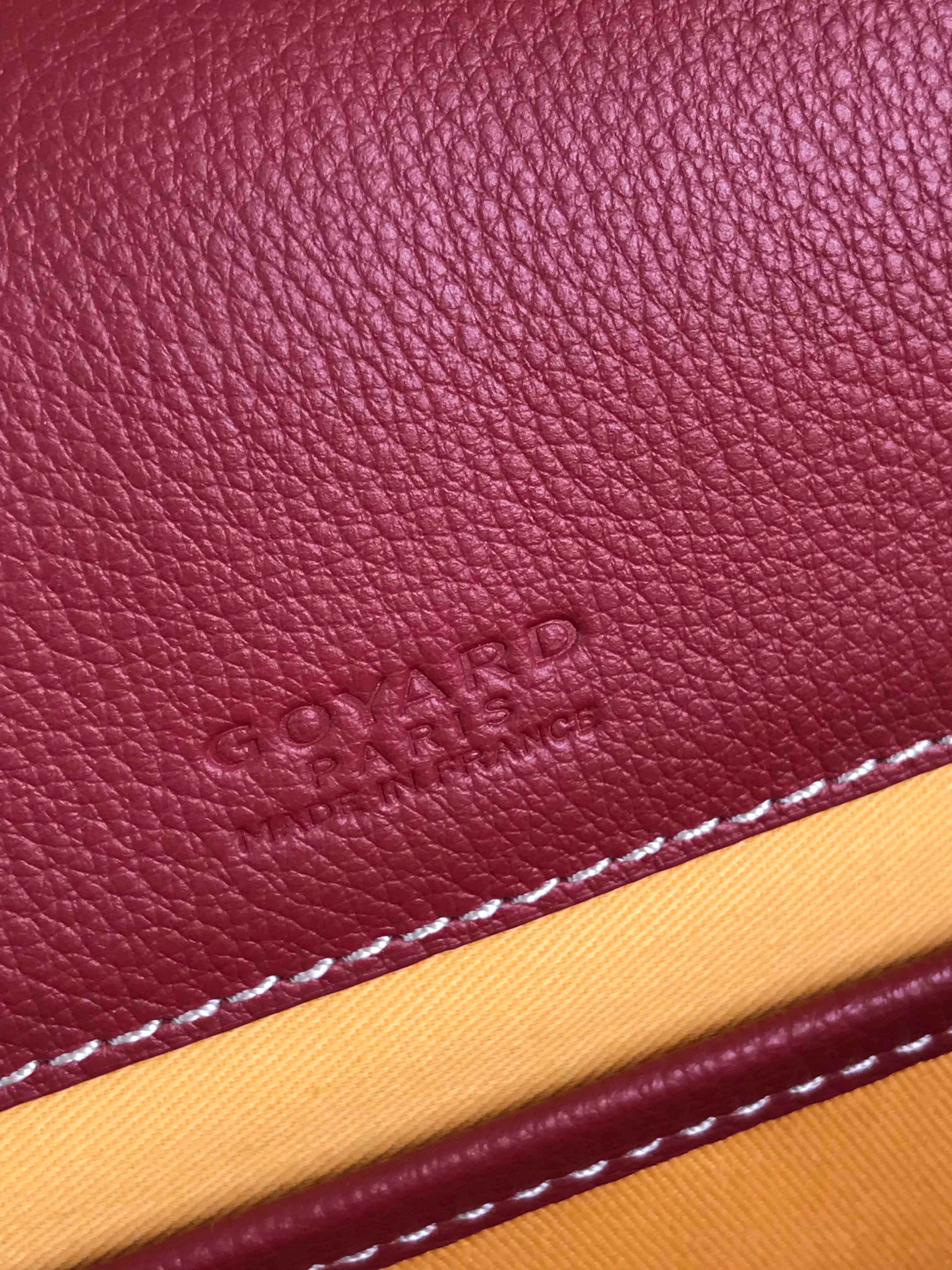 Сумка женская Goyard Belvédère II красного цвета