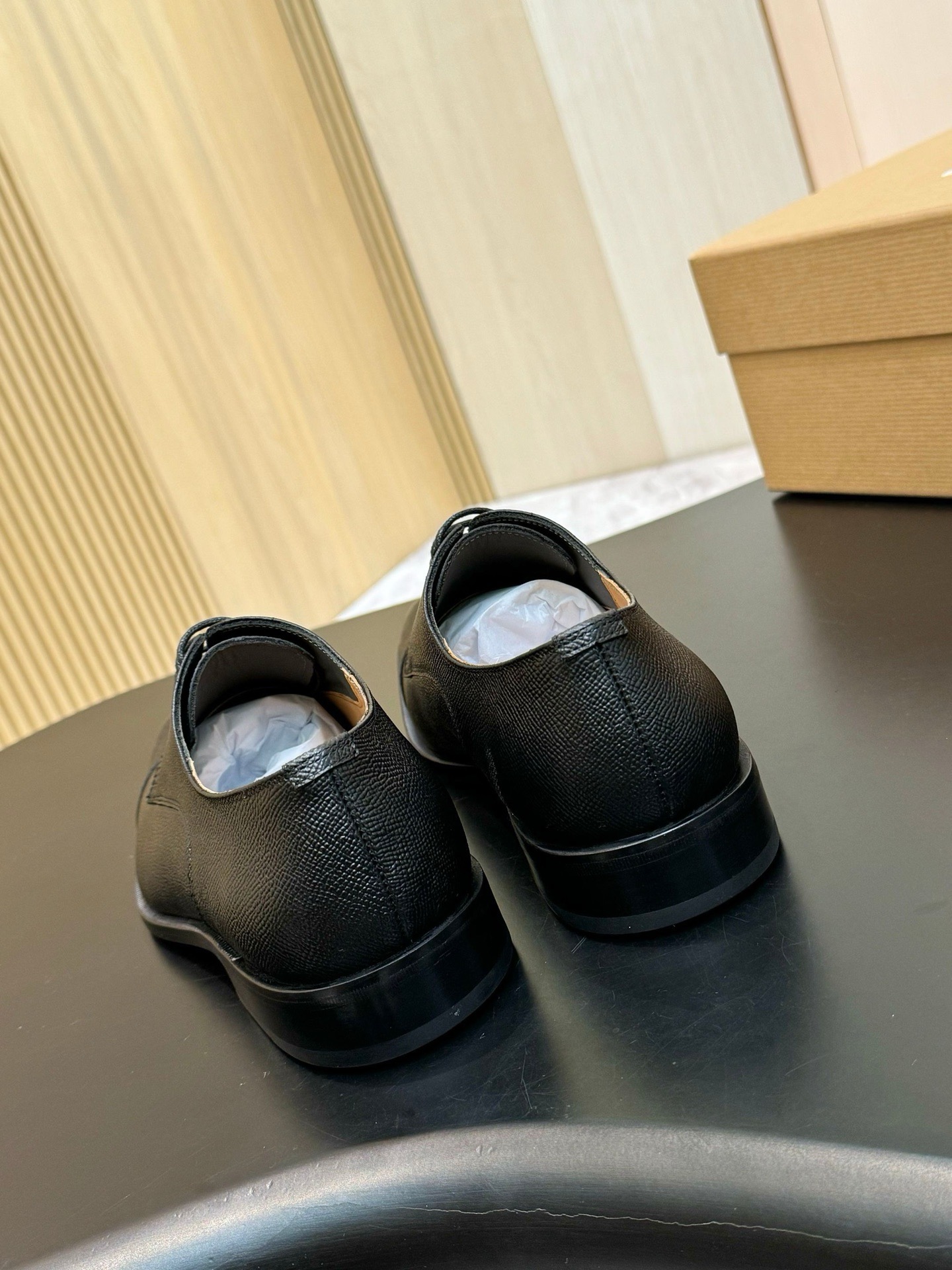 Туфли-оксфорды мужские Christian Louboutin Greggory чёрного цвета