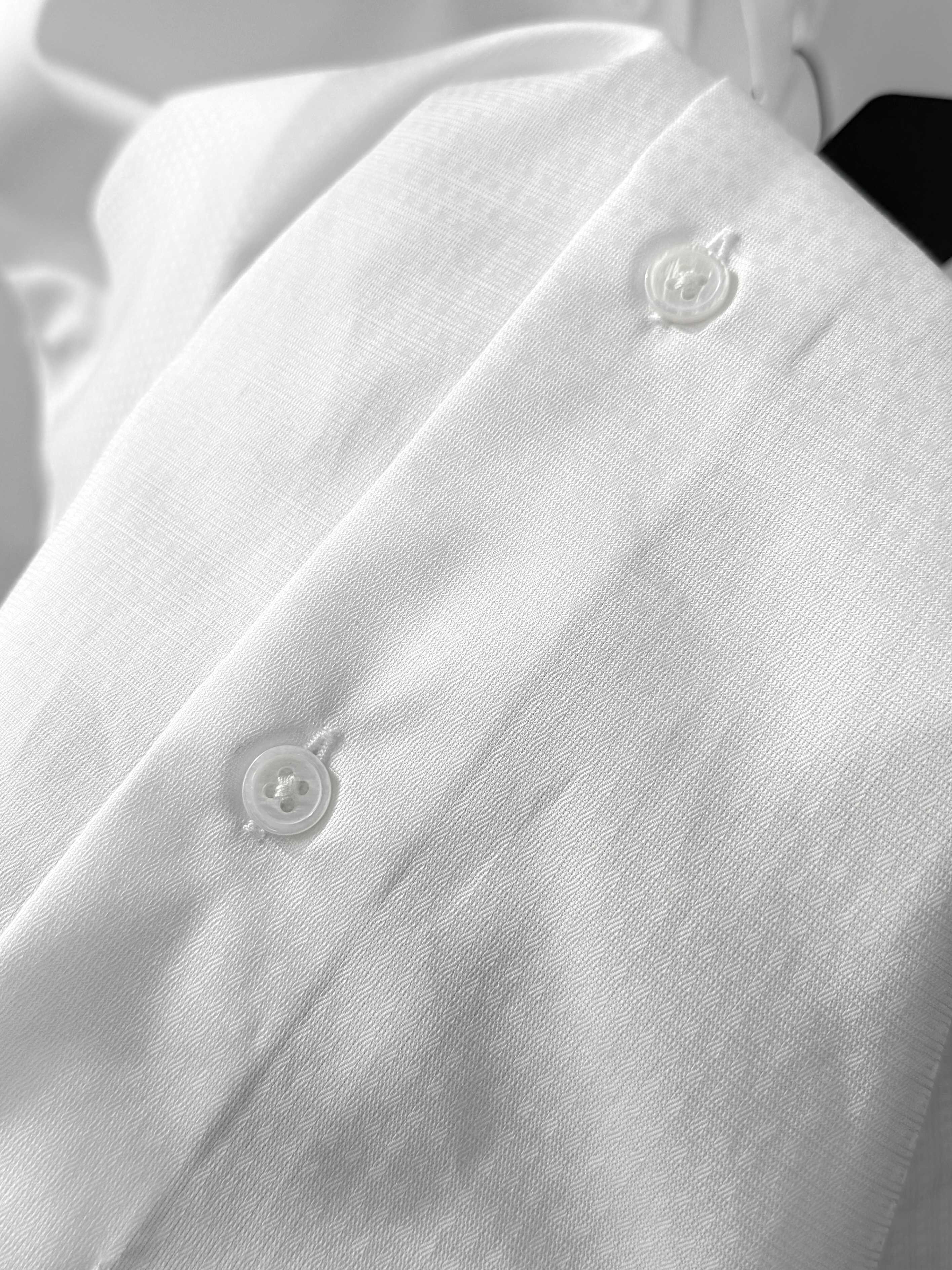 Рубашка мужская в стиле Zegna  белого и голубого цвета с длинным рукавом