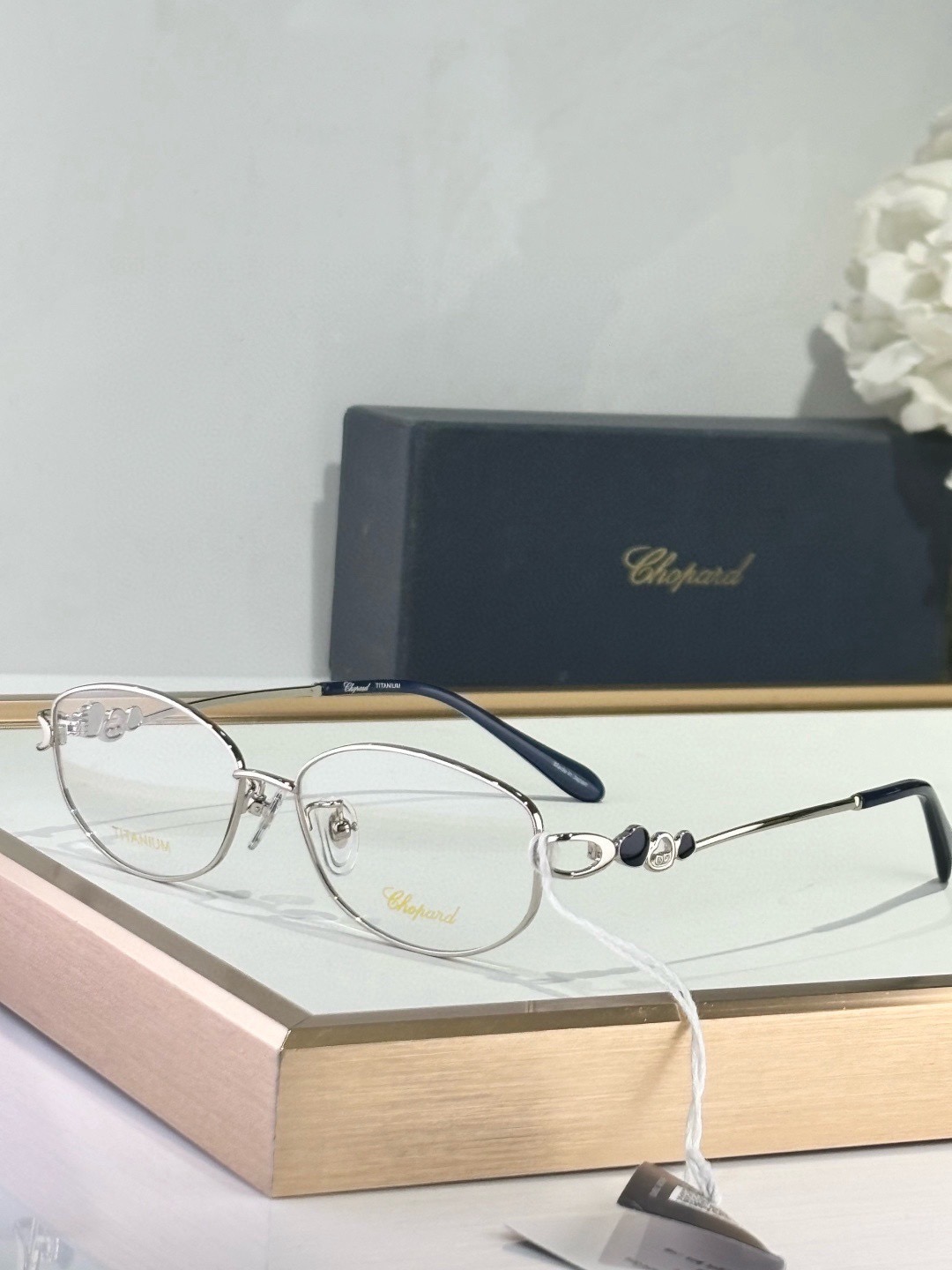 Очки женские в стиле Chopard