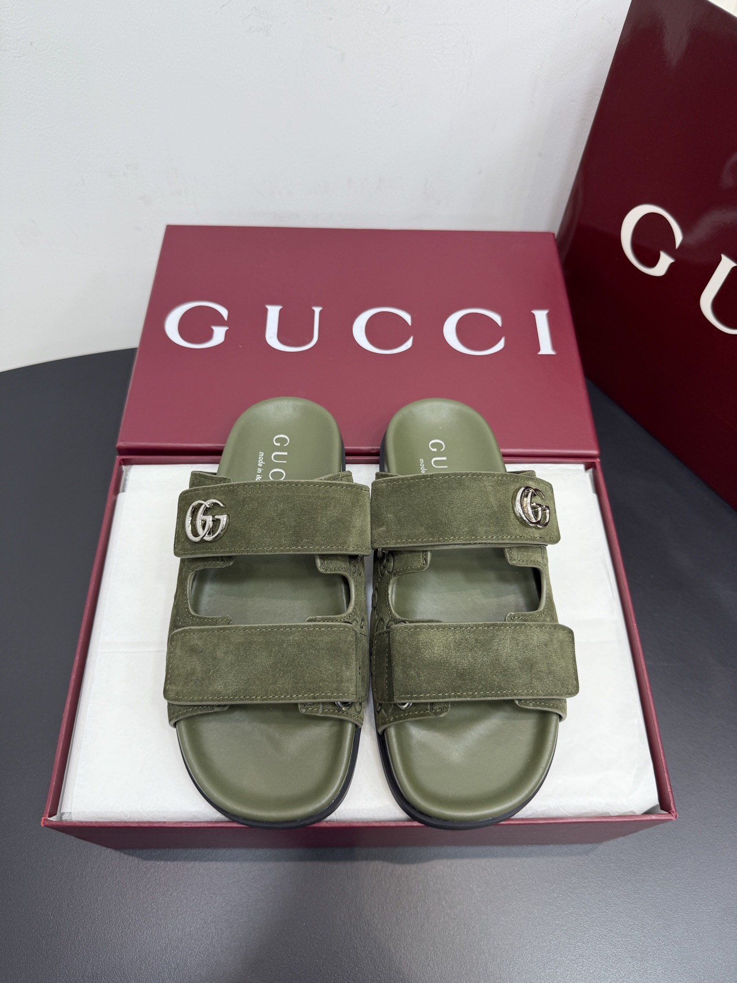 Сандалии женские в стиле Gucci GG оливкового цвета