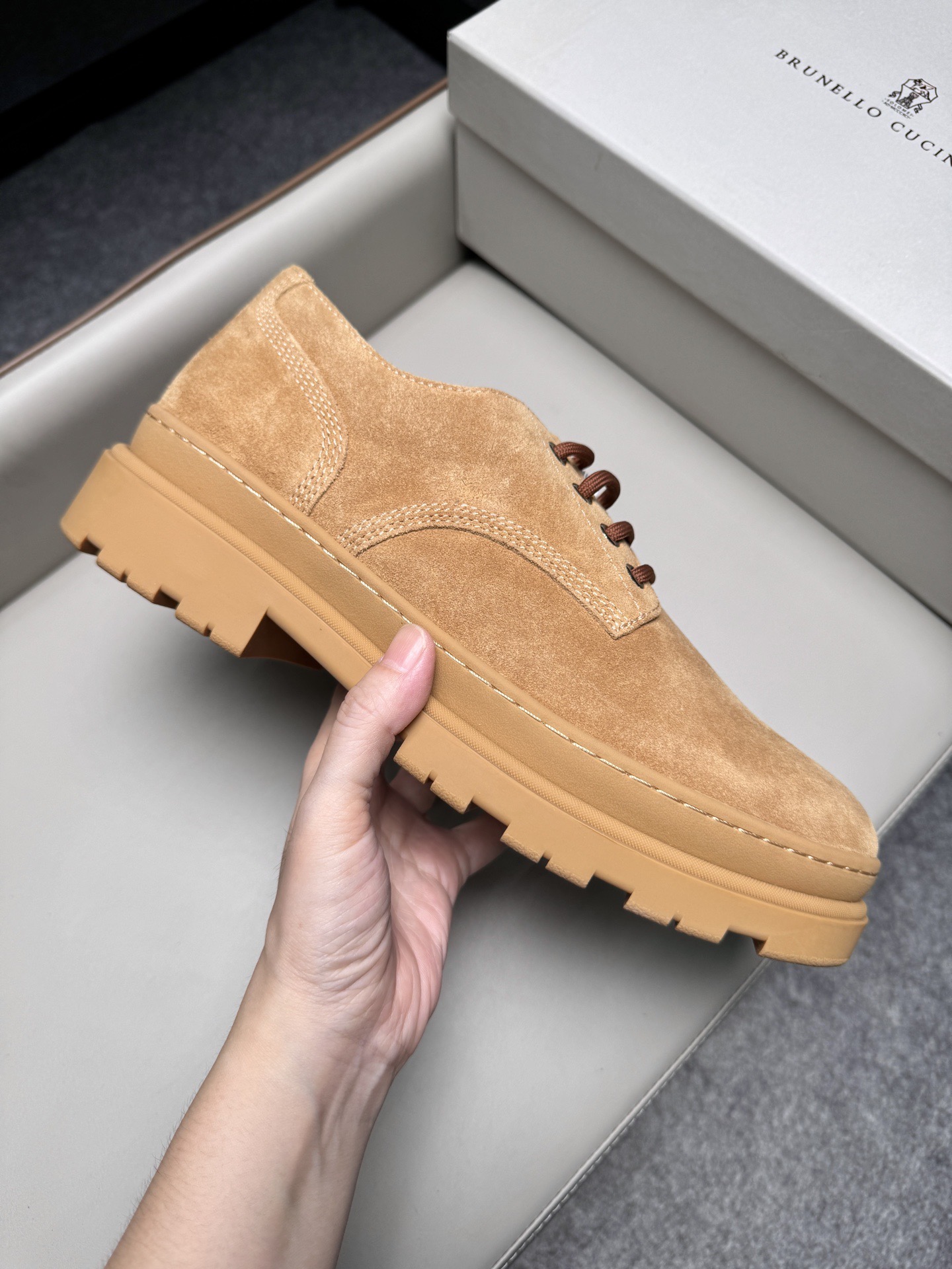 Туфли мужские в стиле Brunello Cucinelli бежевого цвета