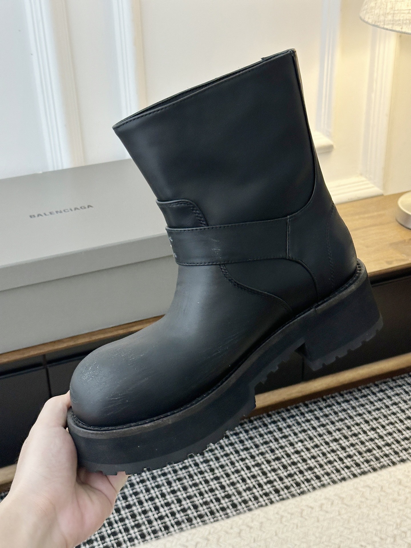Сапоги Balenciaga Venom черного цвета