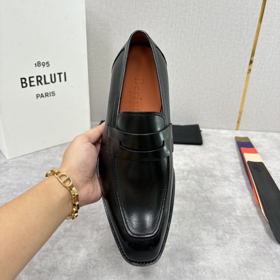 Лоферы мужские в стиле Berluti пенни из натуральной кожи черного цвета