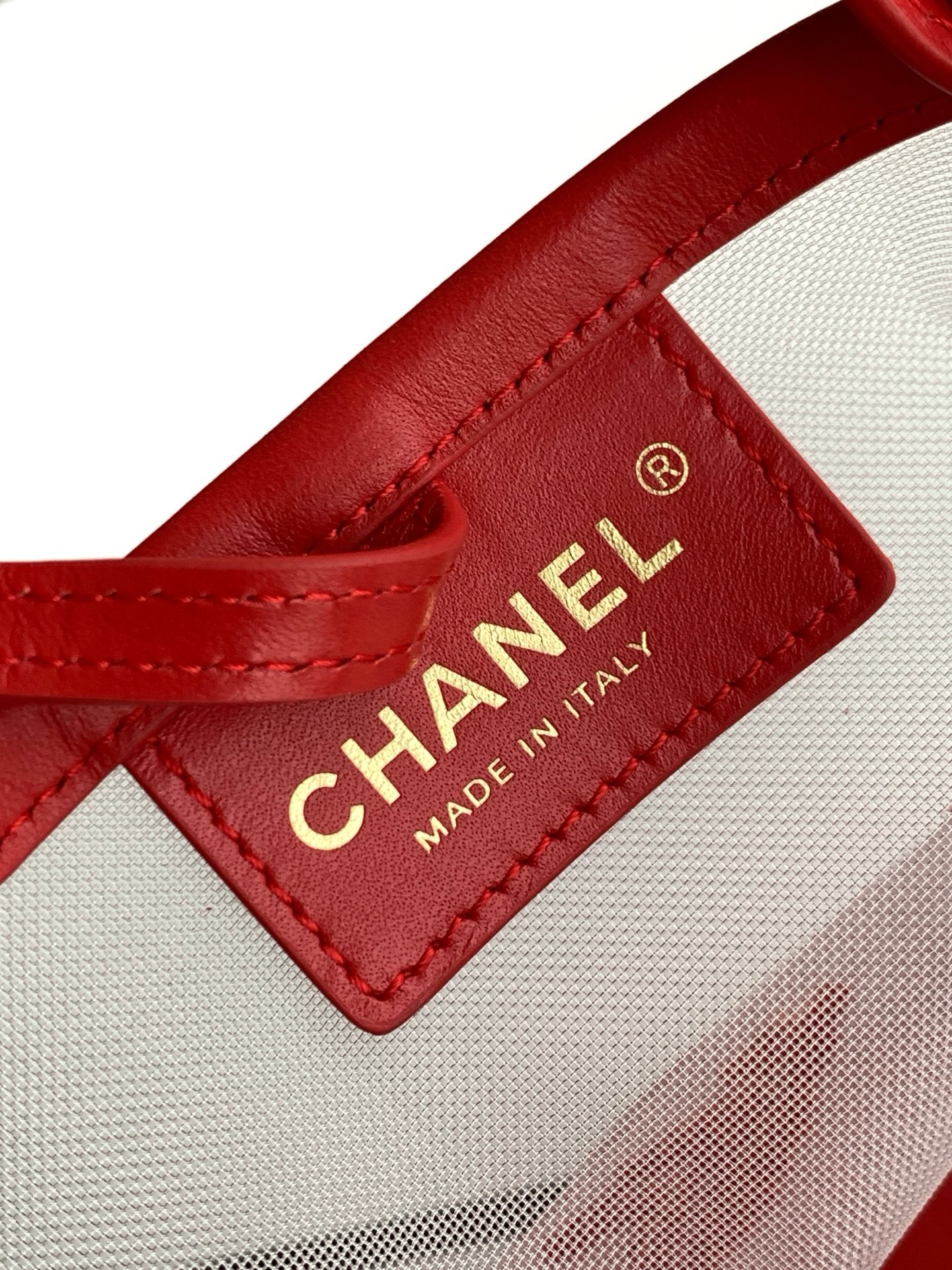 Сумка женская в стиле Chanel красного цвета