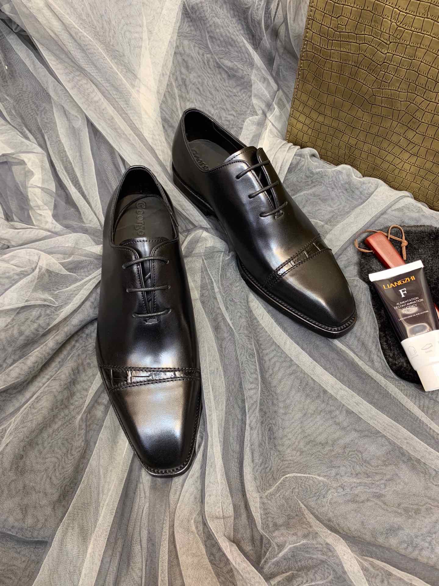 Оксфорды мужские в стиле Berluti чёрного цвета