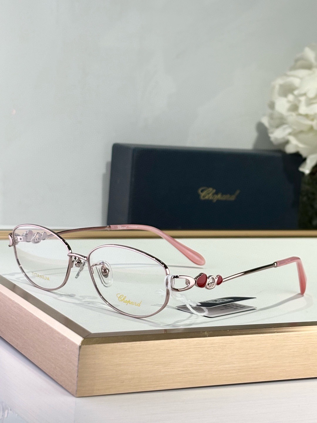 Очки женские в стиле Chopard